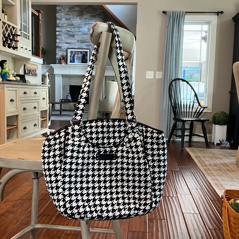 Vera Bradley houndstooth purse. Like new.